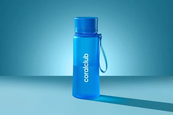 Пластиковая бутылка coralclub, синяя